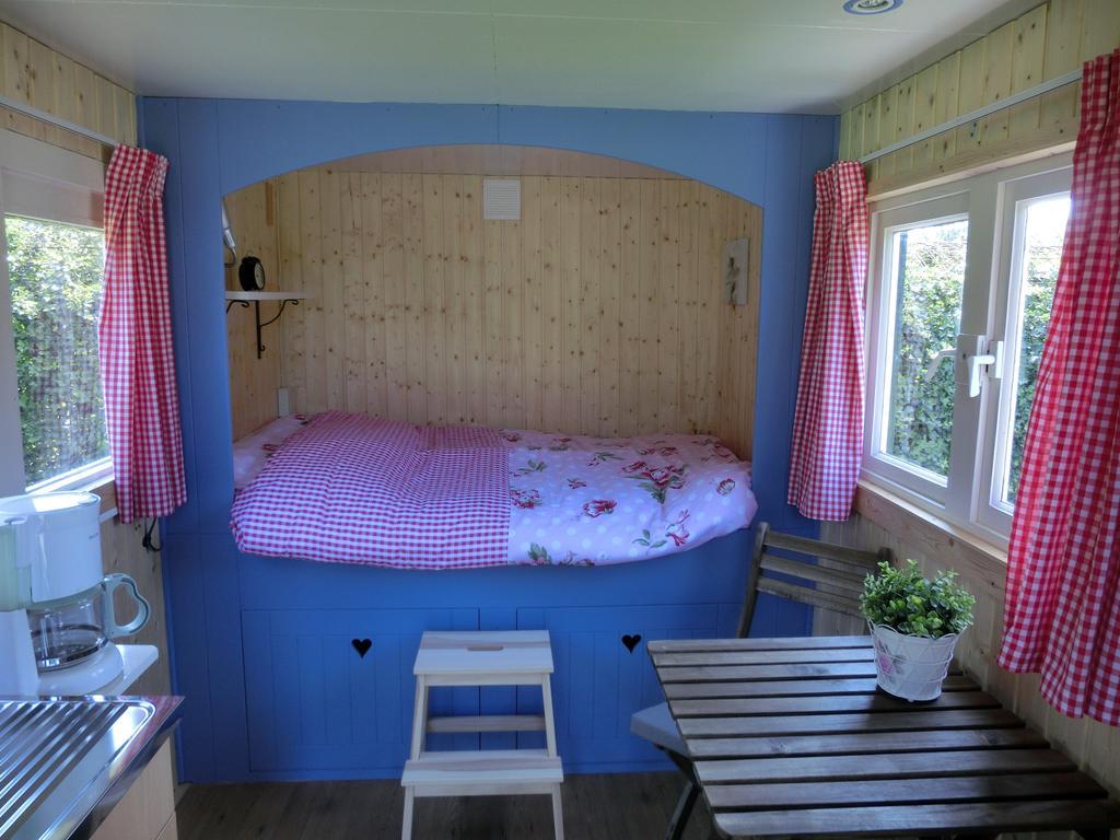 Bed and Breakfast Pipowagen Camping Puur Genieten à Someren Chambre photo